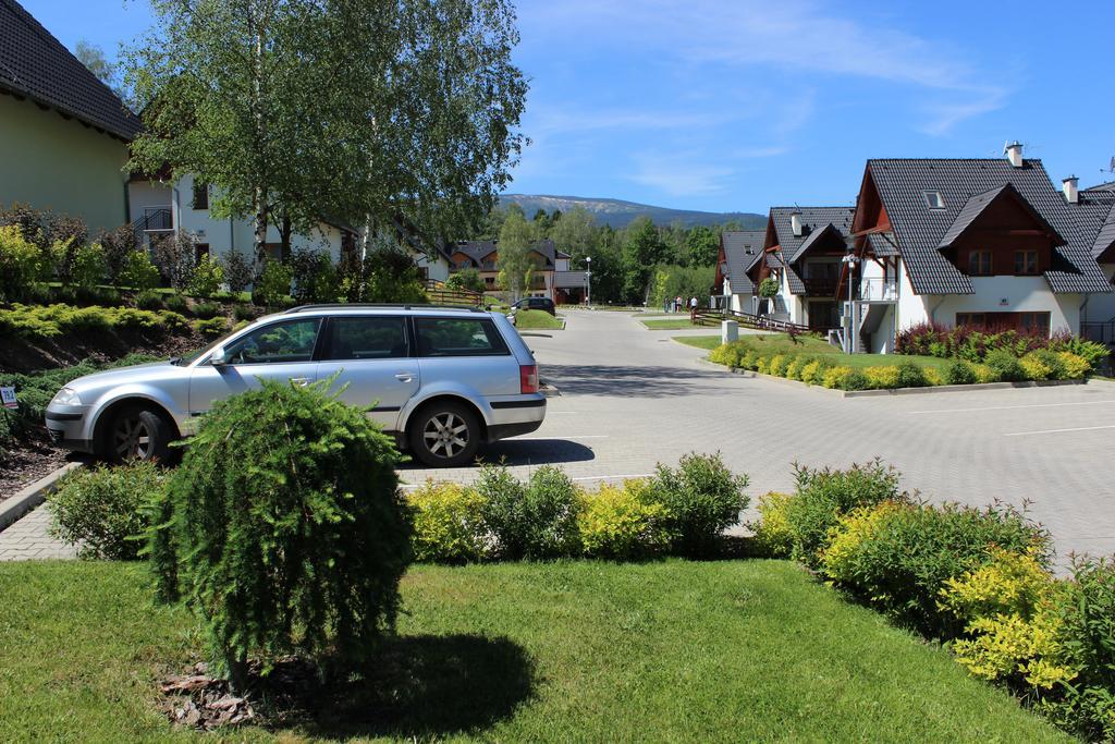 "Rodzinny Apartament Pod Sniezka 2" Na Osiedlu "Apartamenty Pod Sniezka" Karpacz Exterior foto